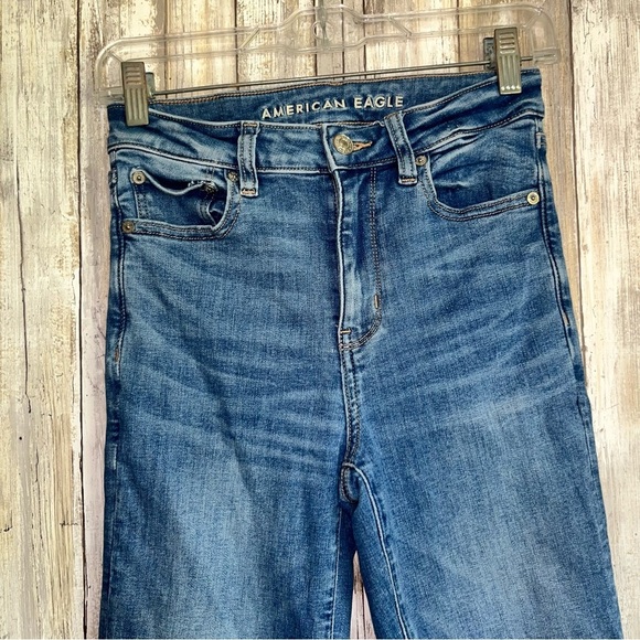 American Eagle Super High Rise Flare Jeans | Size 2 | Classic Blue Stretch Denim - Picture 4 of 9